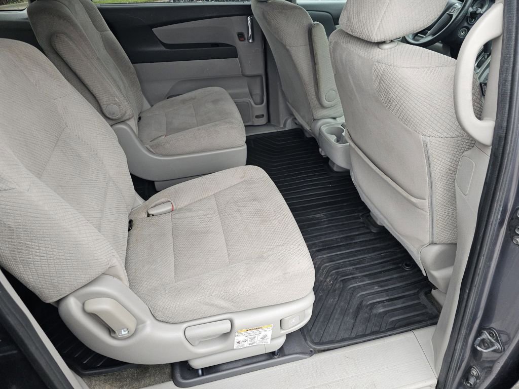 Used 2014 Honda Odyssey LX image 25