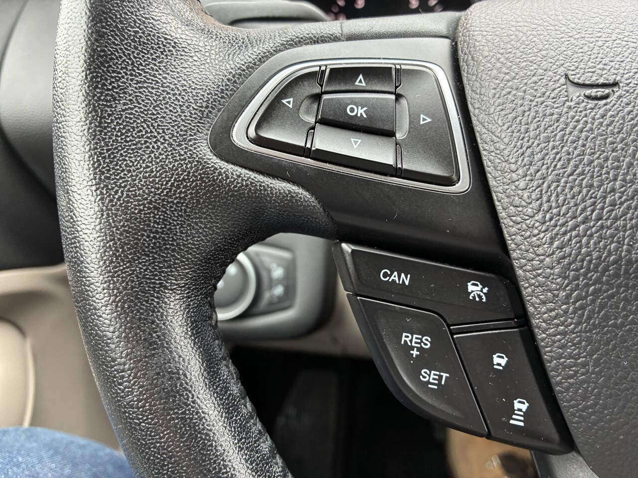 Used 2018 Ford Escape SEL w/ Ford Safe & Smart Package image 25