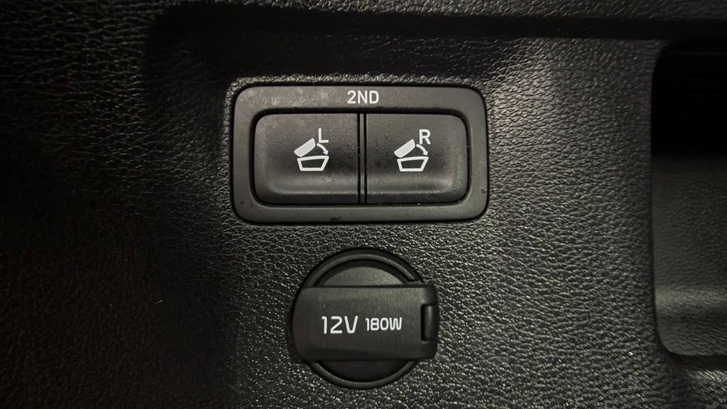 Used 2023 Kia Telluride EX w/ EX Captain's Chair Package AWD/4WD image 14