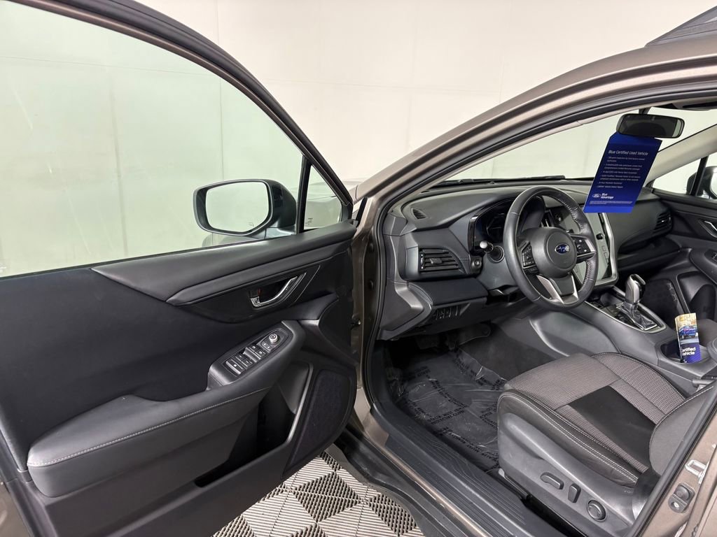 Used 2023 Subaru Outback Premium AWD/4WD image 11