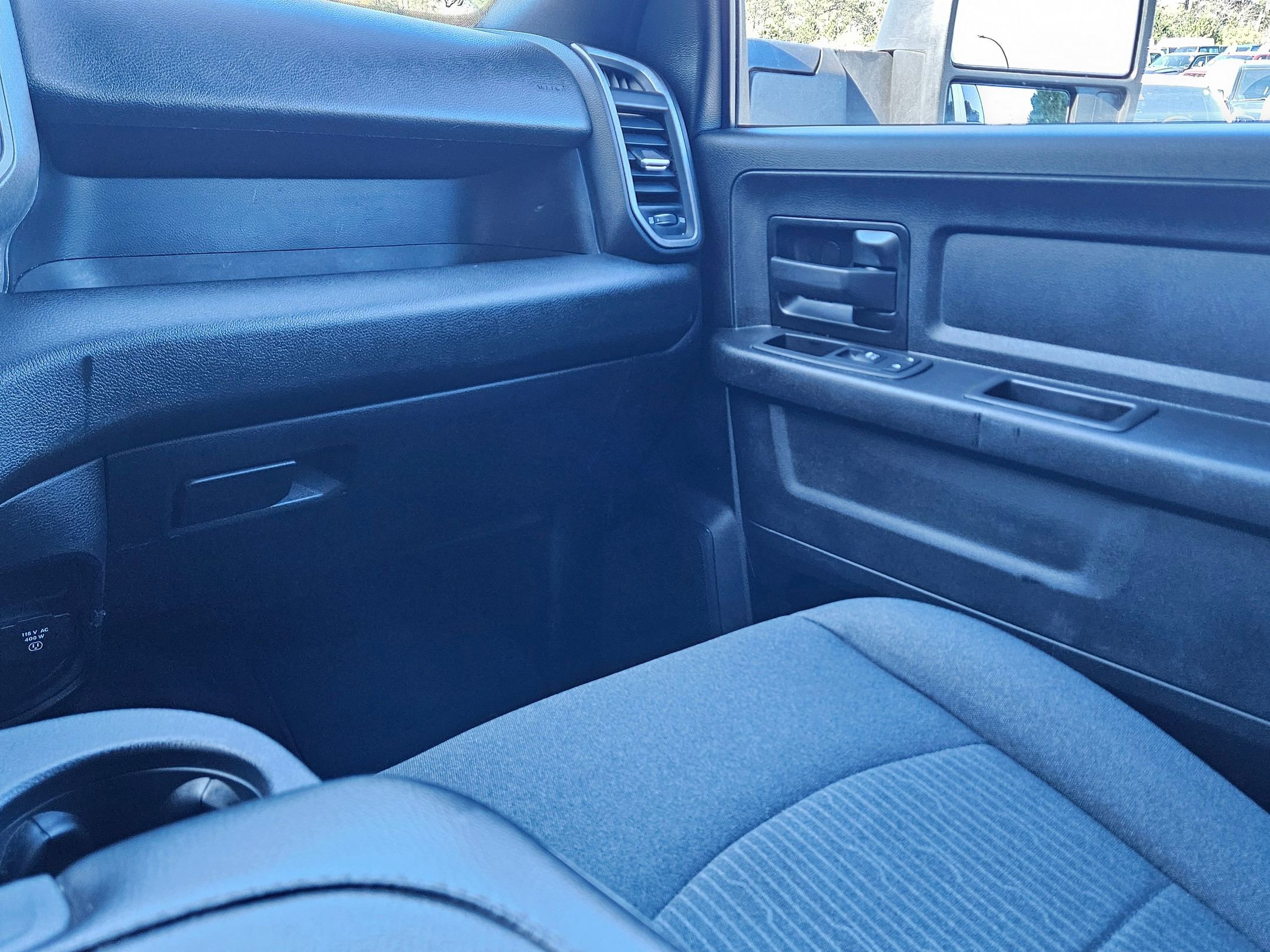 Used 2024 RAM 3500 Tradesman w/ Chrome Appearance Group image 11