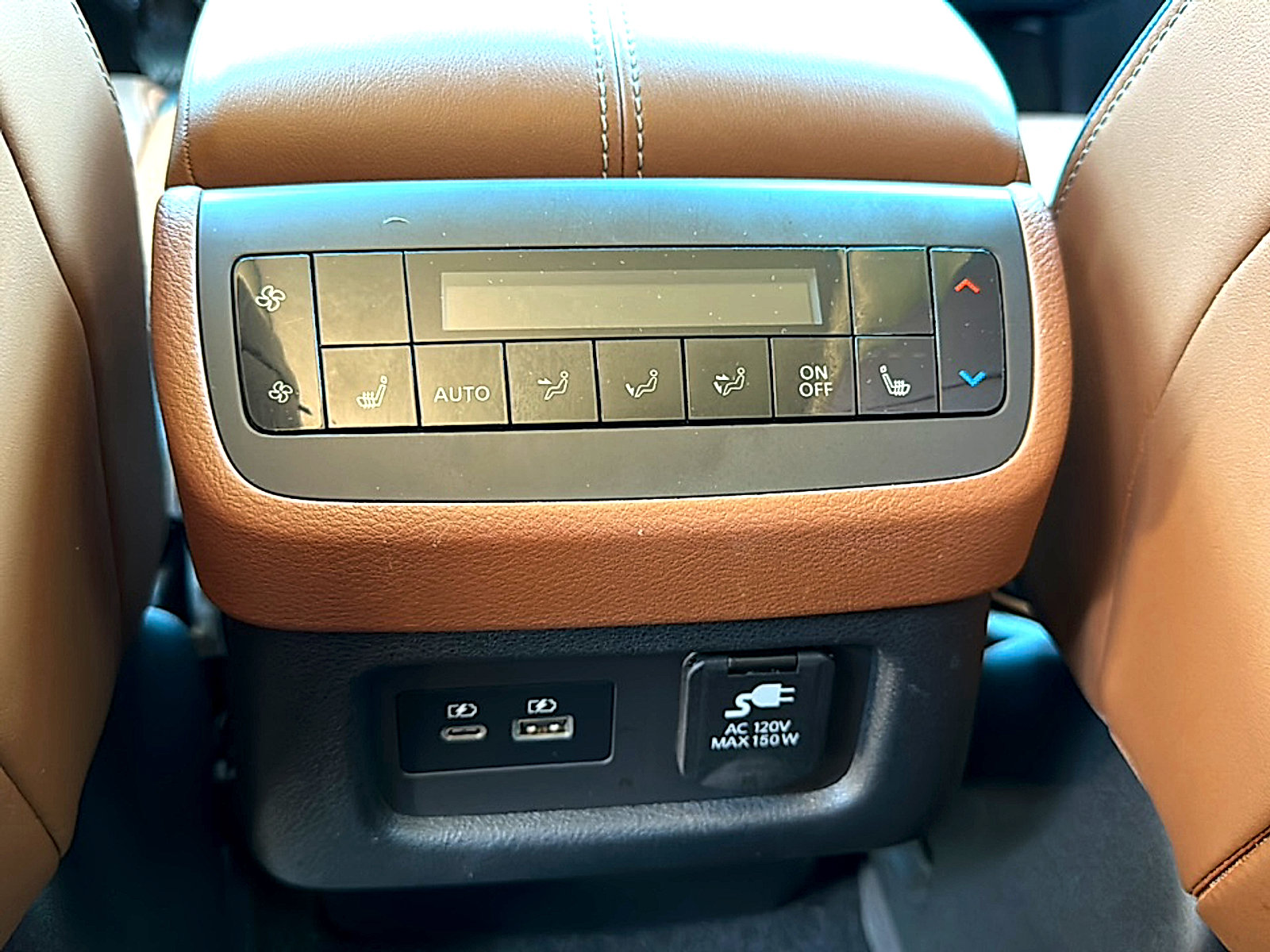 Used 2022 Nissan Pathfinder Platinum w/ Cargo Package AWD/4WD image 22