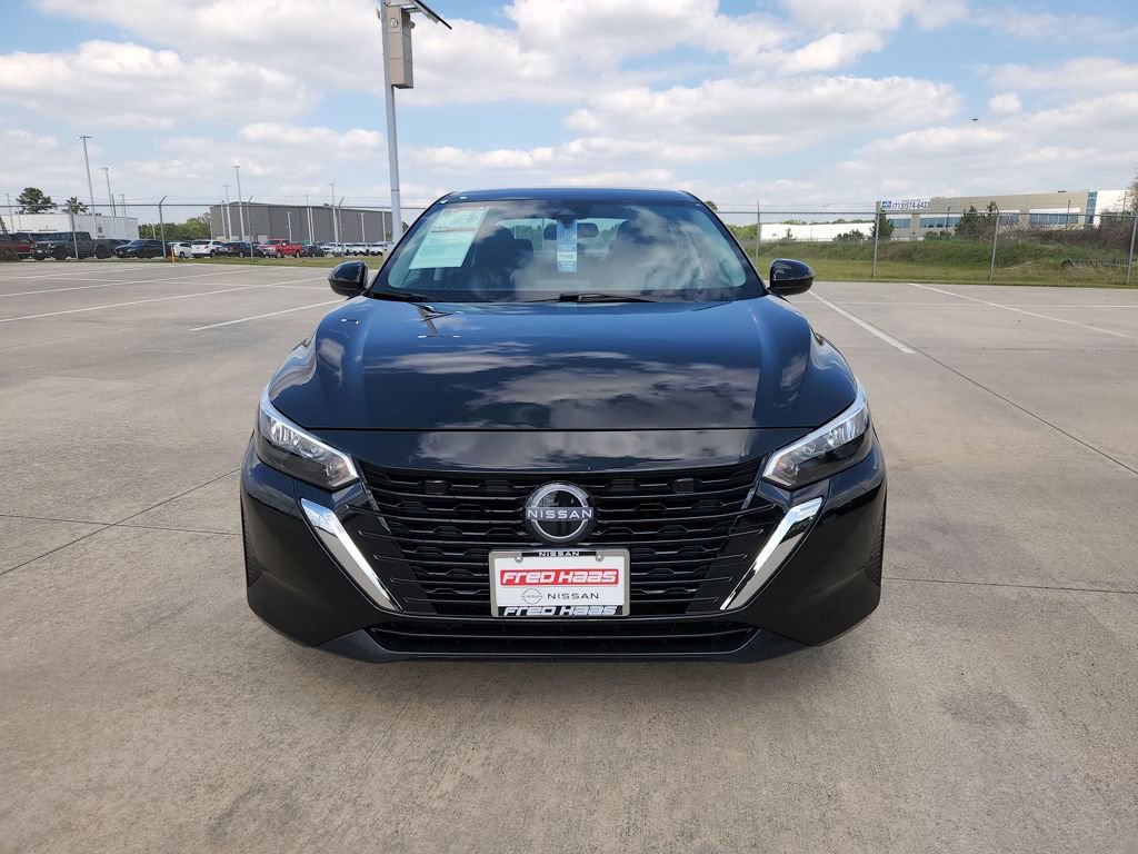 Used 2025 Nissan Sentra S FWD image 9