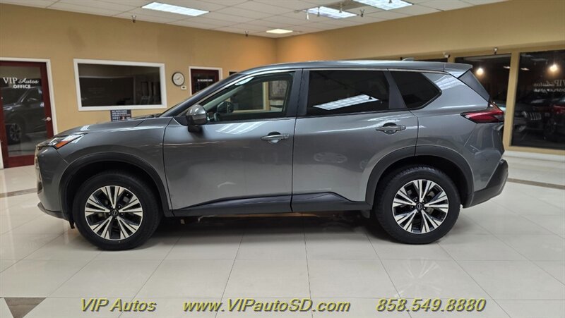 Used 2023 Nissan Rogue SV FWD image 6