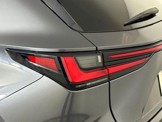 Used 2024 Lexus NX 250 FWD image 13