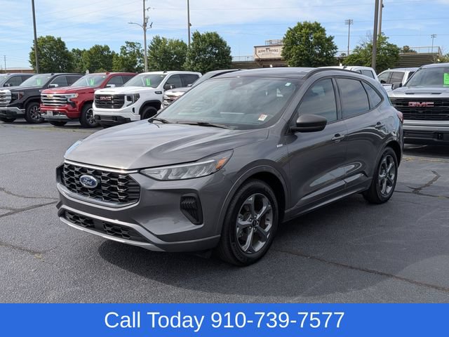 Used 2024 Ford Escape ST-Line w/ Tech Pack #1 FWD image 7