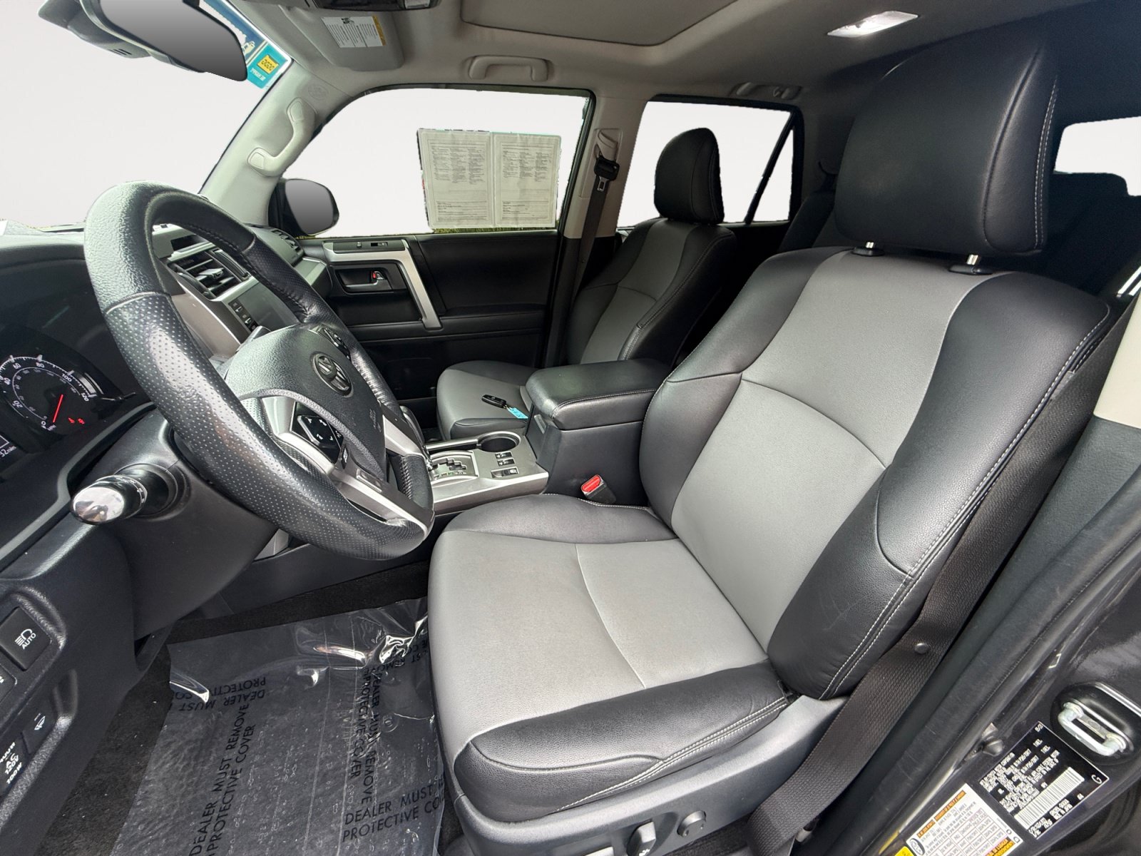 Used 2023 Toyota 4Runner SR5 Premium w/ Moonroof Package AWD/4WD image 10