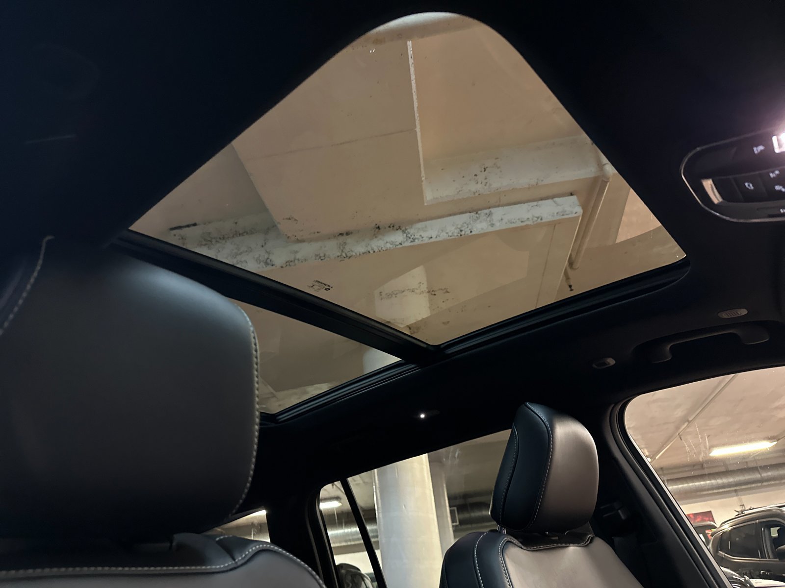 New 2026 Jeep Grand Cherokee L Limited AWD/4WD image 17