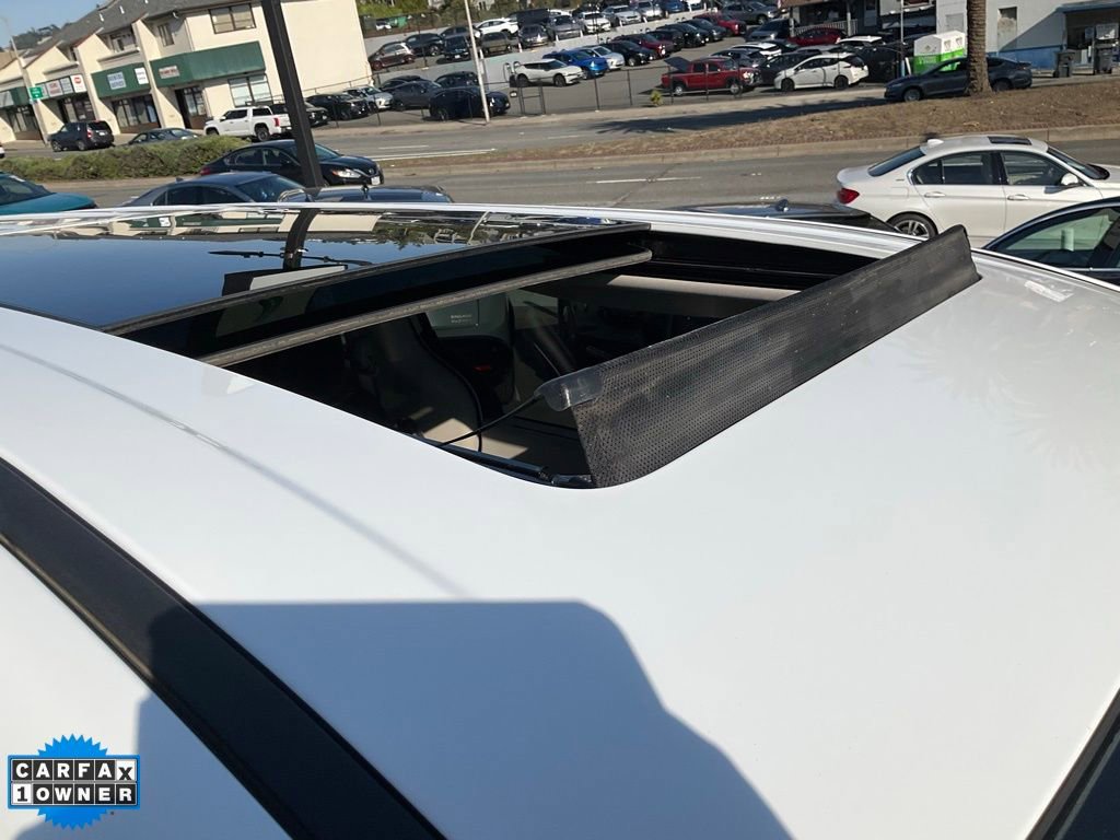 Used 2022 Chrysler Pacifica Limited w/ Uconnect Theater Family Group image 75