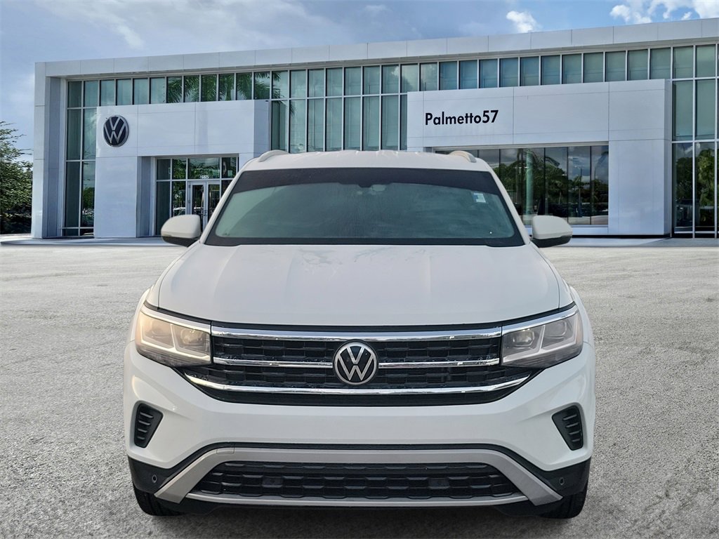 Used 2022 Volkswagen Atlas Cross Sport SE image 2