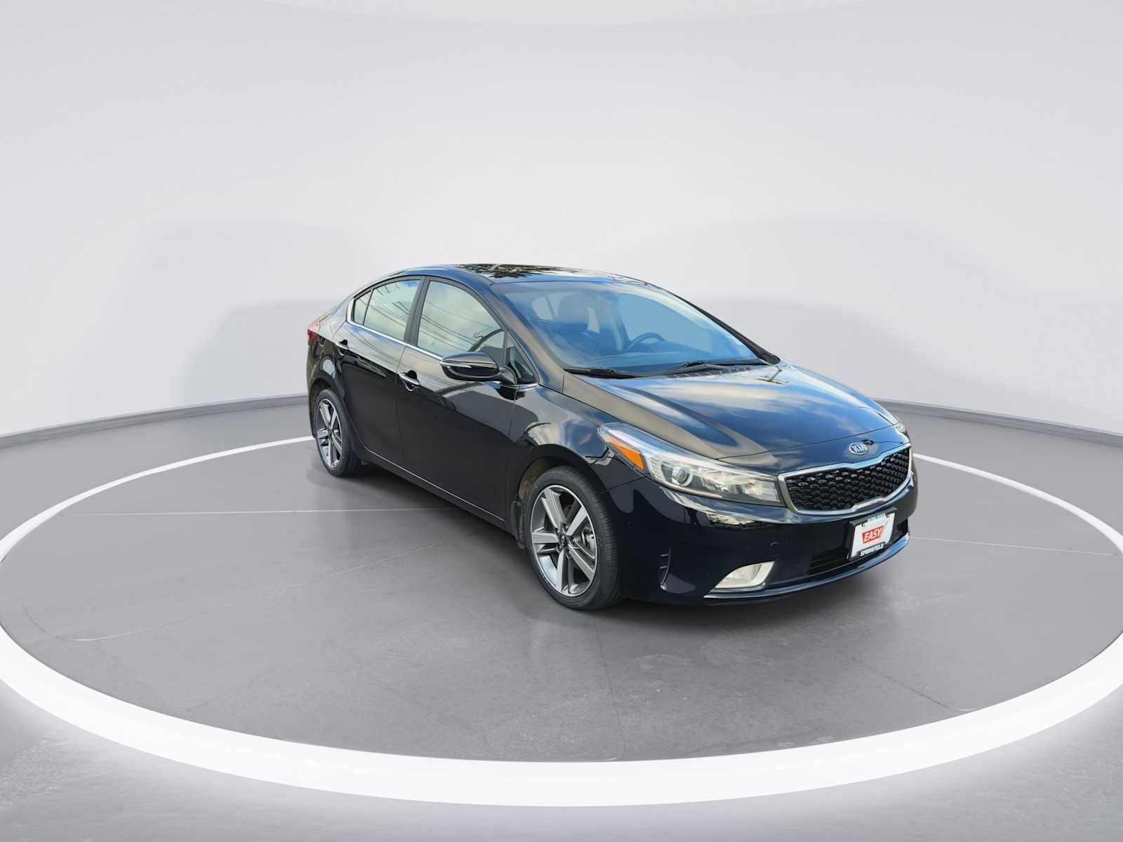 Used 2017 Kia Forte EX w/ EX Premium Plus Package image 2