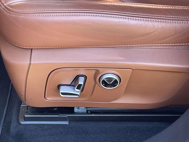 Used 2021 Maserati Levante image 15