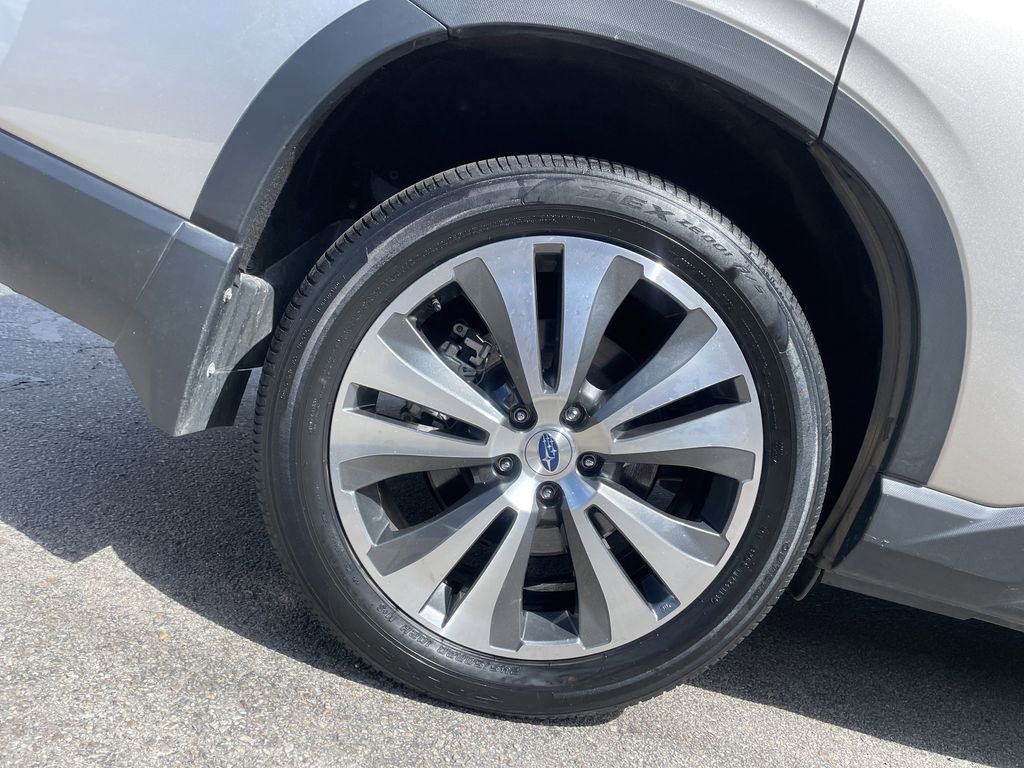 Used 2019 Subaru Ascent Limited w/ Popular Package #2 AWD/4WD image 12