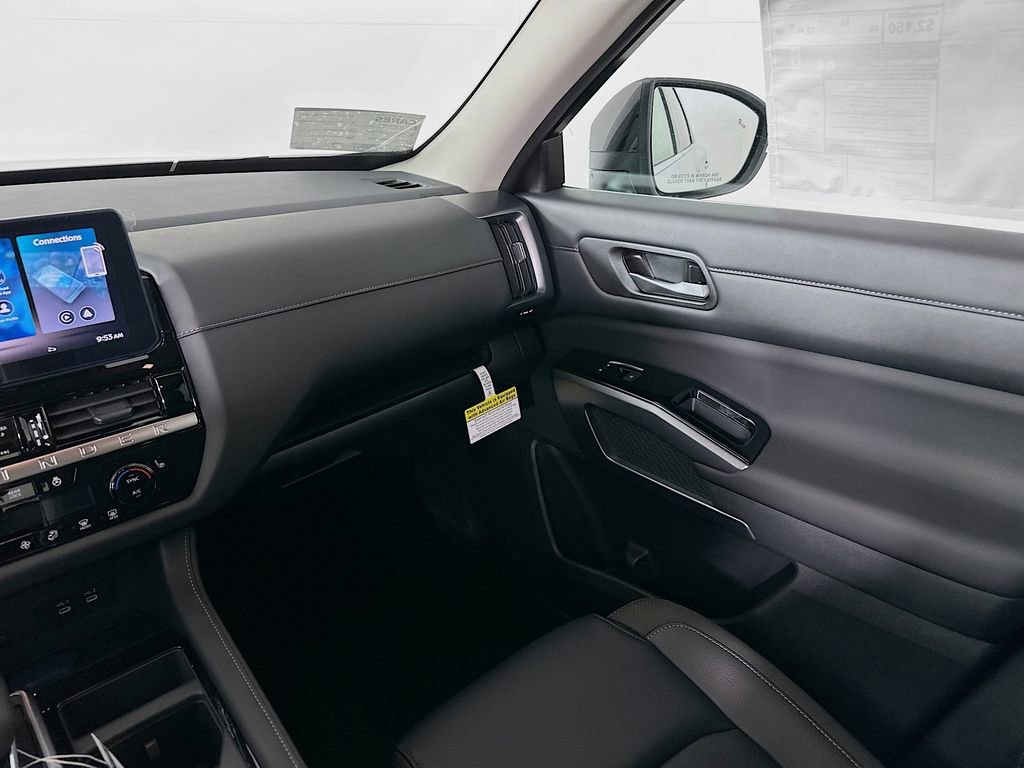 New 2026 Nissan Pathfinder SL AWD/4WD image 30