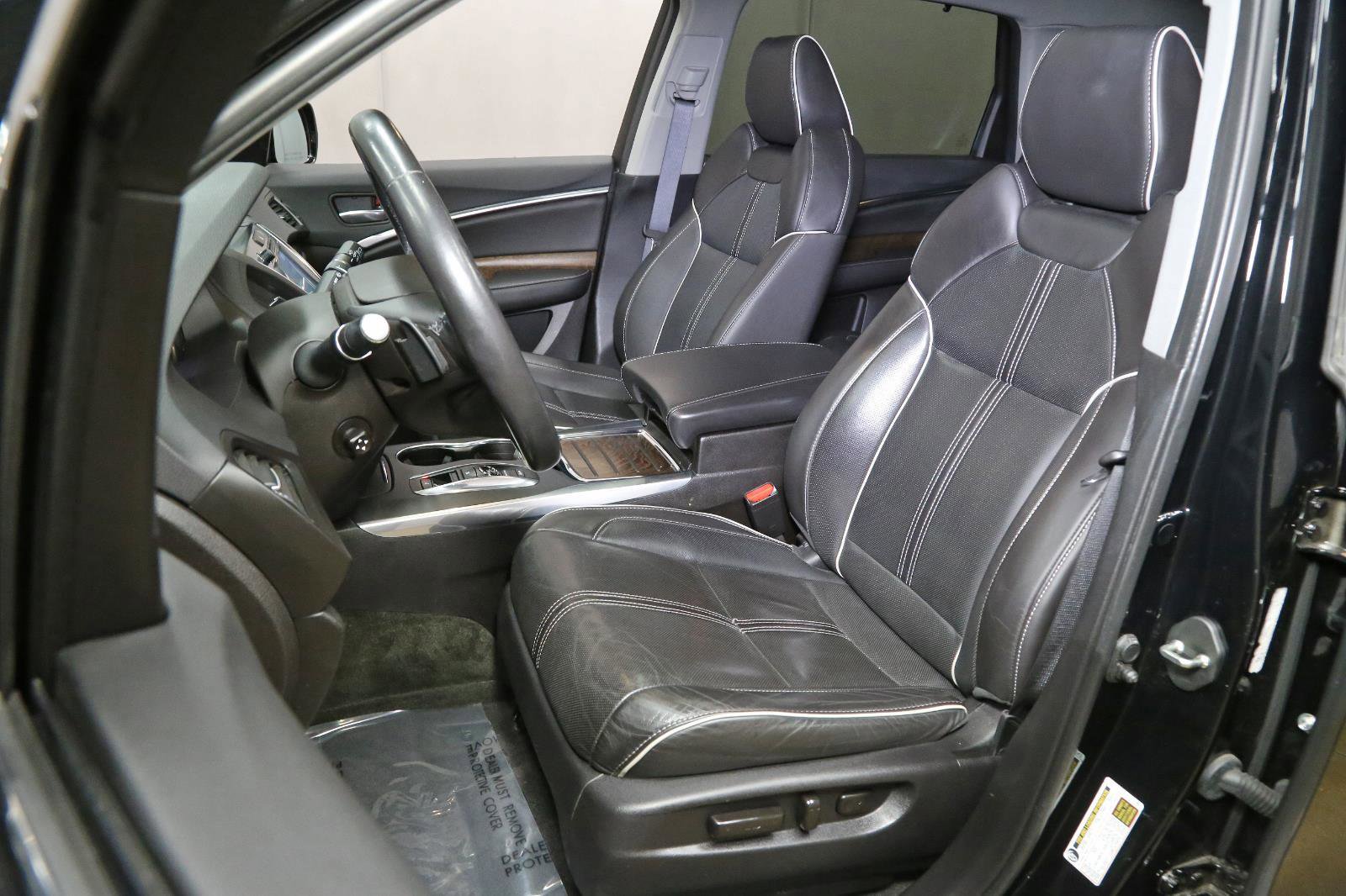 Used 2018 Acura MDX SH-AWD w/ Advance Package image 4