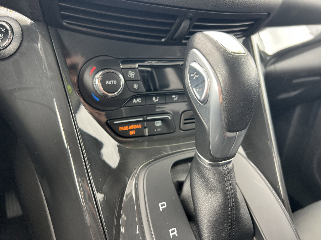 Used 2016 Ford Escape Titanium AWD/4WD image 28