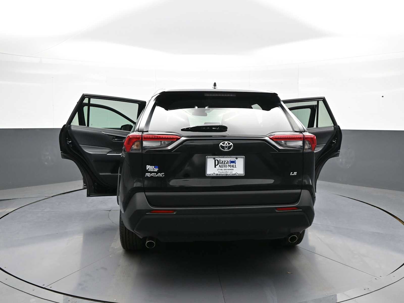 Used 2025 Toyota RAV4 LE FWD image 44