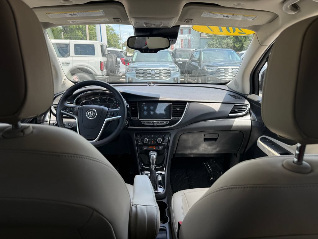 Used 2017 Buick Encore Premium AWD/4WD image 25