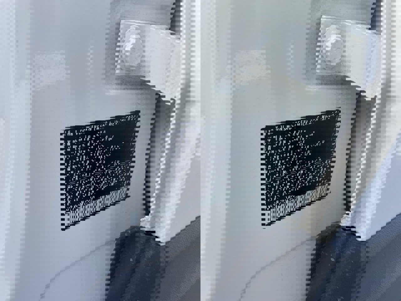 Used 2022 Volkswagen Taos SEL image 9