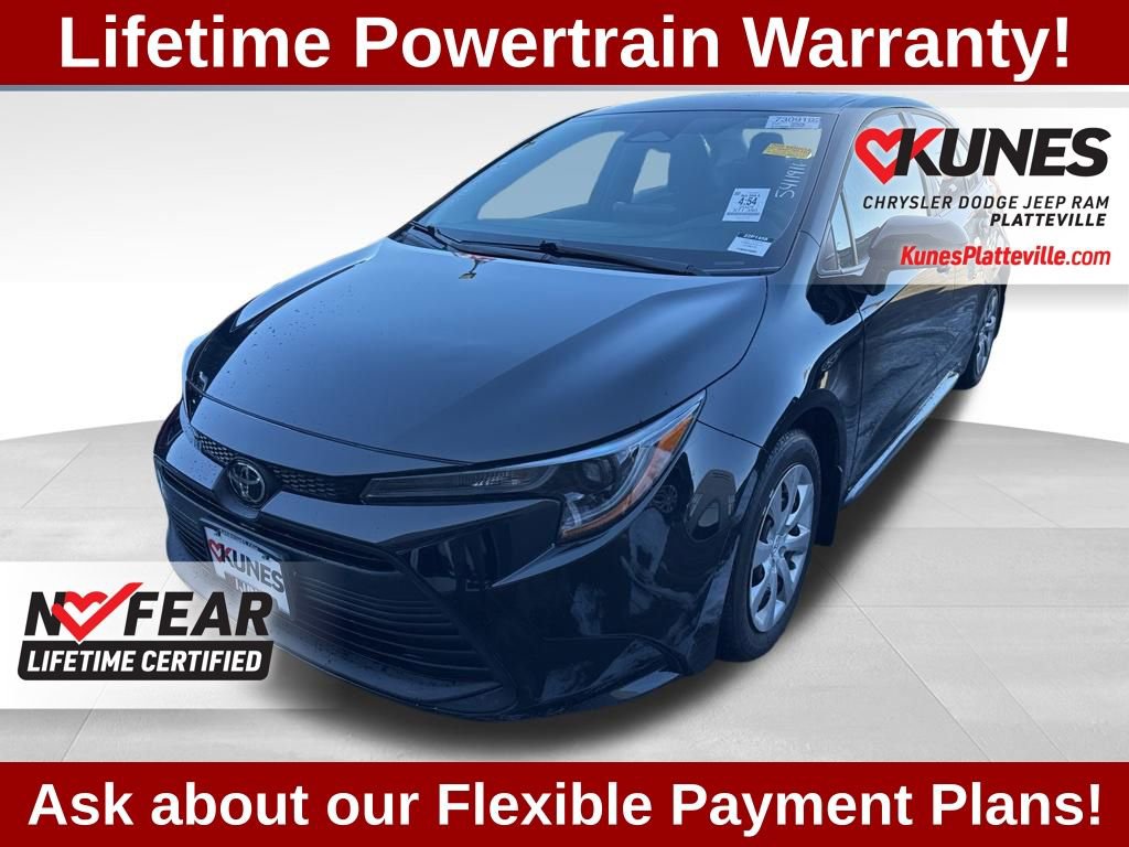 Used 2025 Toyota Corolla LE image 8
