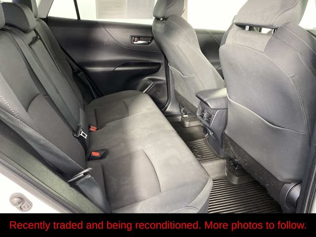 Used 2021 Toyota Venza LE AWD/4WD image 11