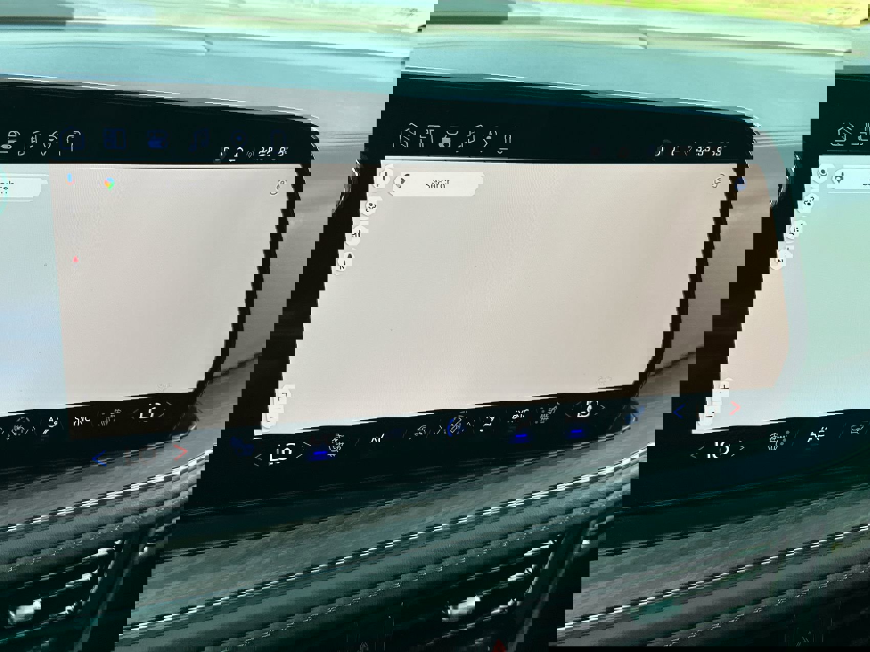 Used 2025 Chevrolet Tahoe LT image 18