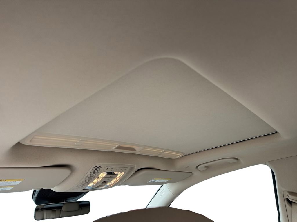 Used 2023 Mercedes-Benz GLE 350 4MATIC image 11