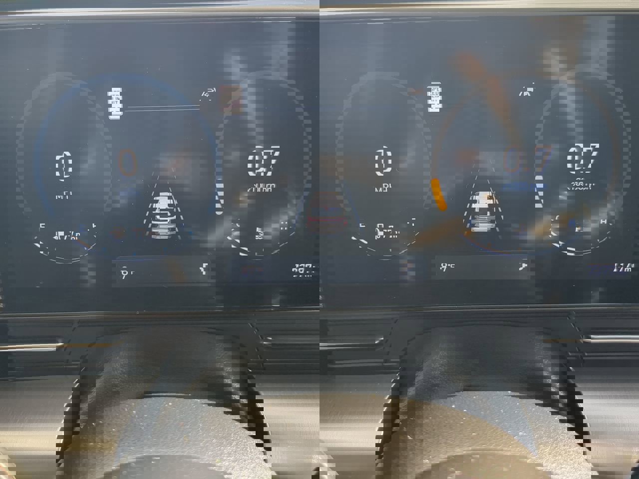 Used 2024 Hyundai Kona Limited image 27