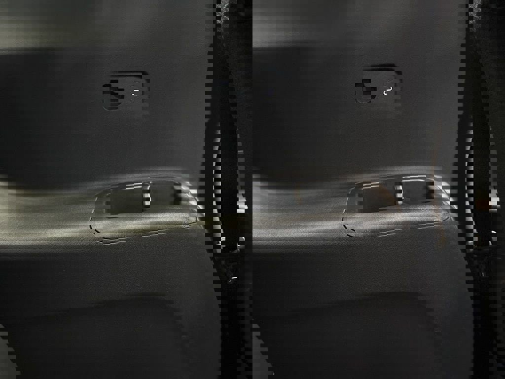 New 2026 Chevrolet Traverse Z71 w/ LPO, Floor Liner Package image 23