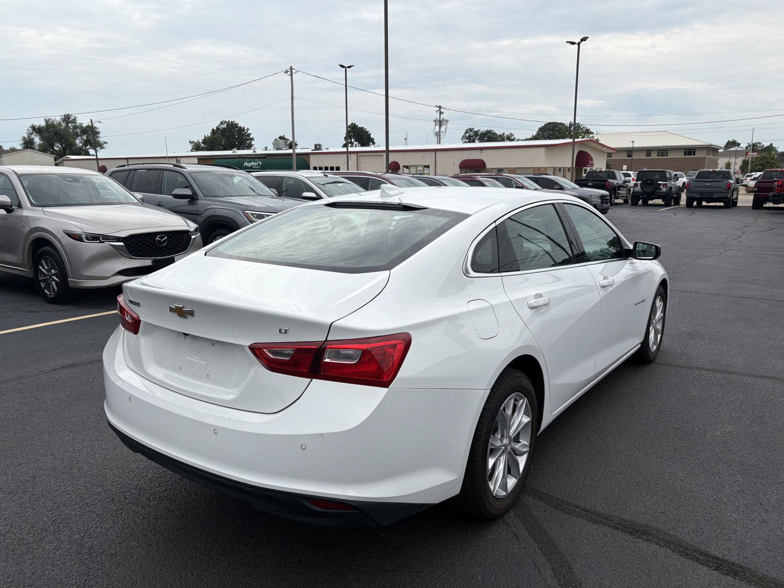 Used 2024 Chevrolet Malibu LT FWD image 22