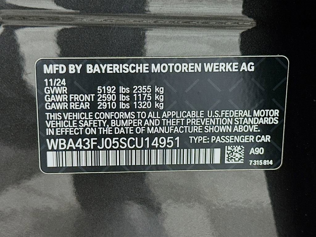 Used 2025 BMW 530i 530i w/ Premium Package image 33