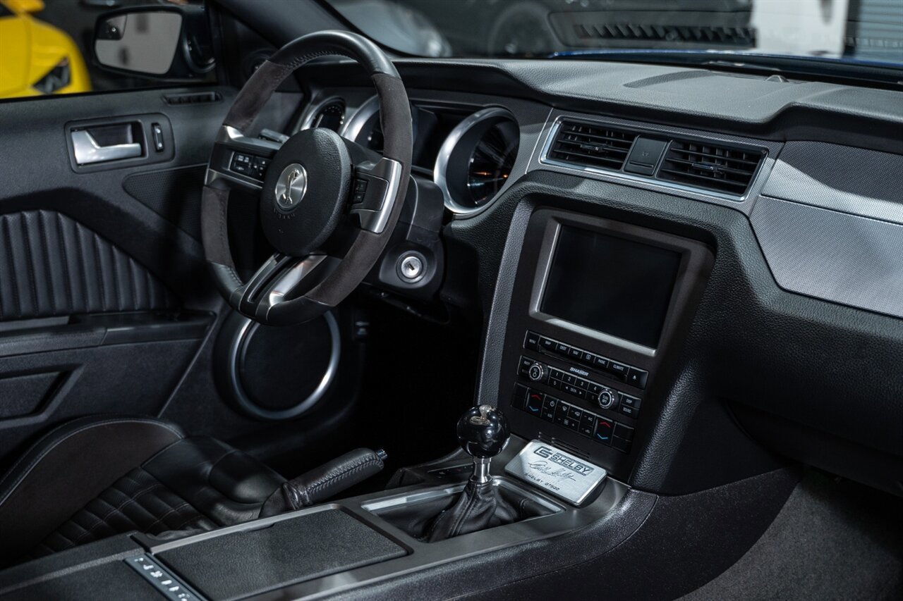 Used 2013 Ford Mustang Shelby GT500 RWD image 53