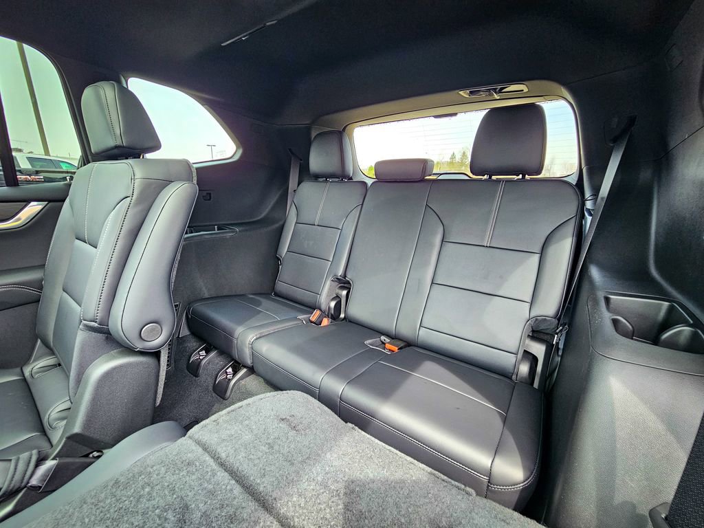 New 2026 GMC Acadia Elevation image 36