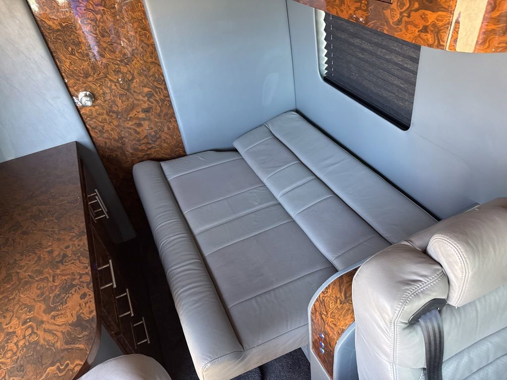 Used 2016 Ford Transit 250 148 Medium Roof image 24