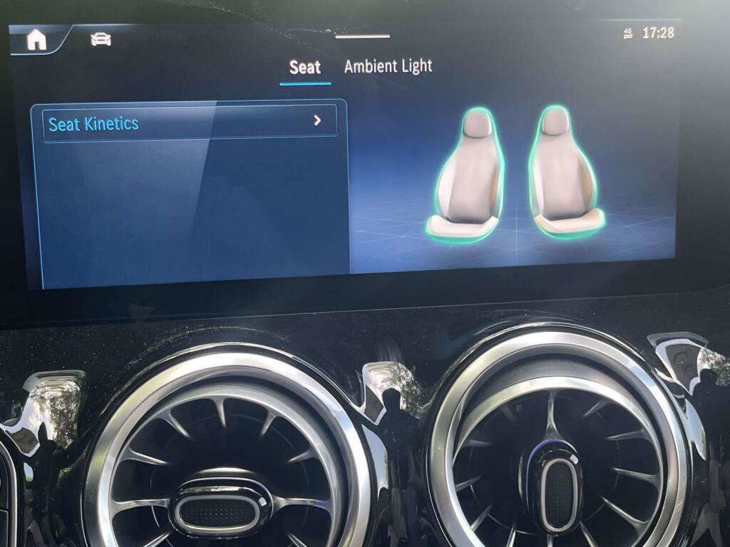 New 2026 Mercedes-Benz GLA 250 4MATIC image 24