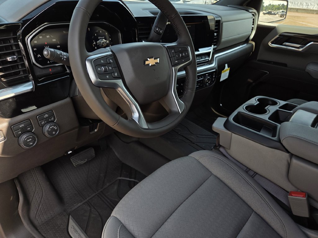 New 2026 Chevrolet Silverado 1500 LT w/ Protection Package AWD/4WD image 15