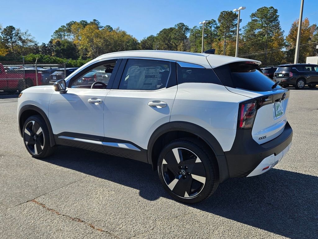 New 2026 Nissan Kicks SR FWD image 7