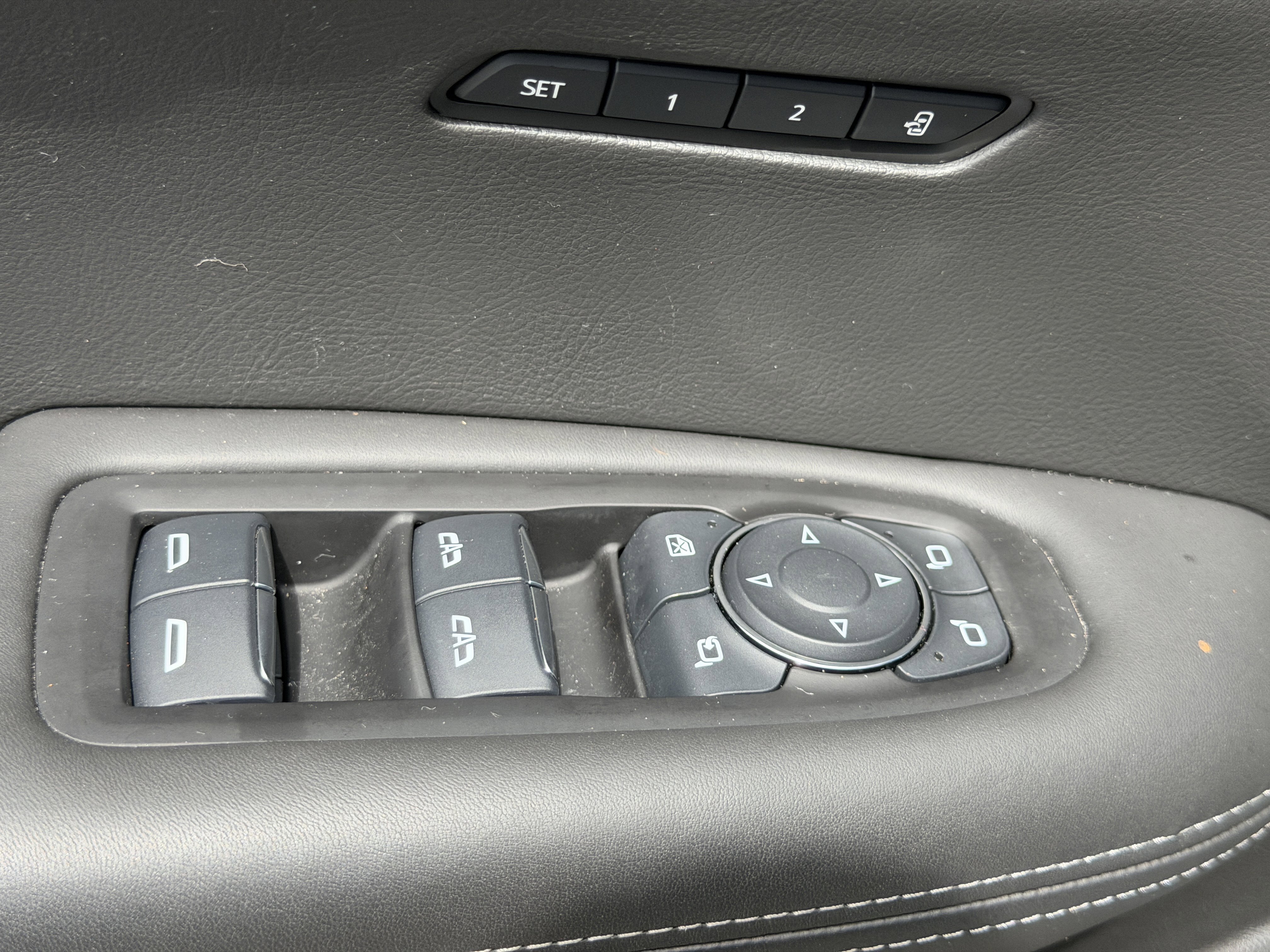 Certified 2025 Cadillac XT6 Sport w/ Platinum Package image 19