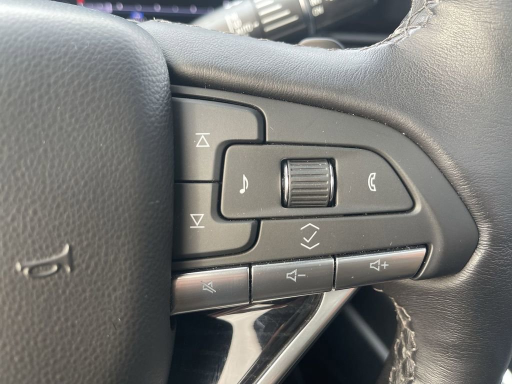 Certified 2024 Cadillac Escalade ESV Sport w/ LPO, ONYX Package image 12