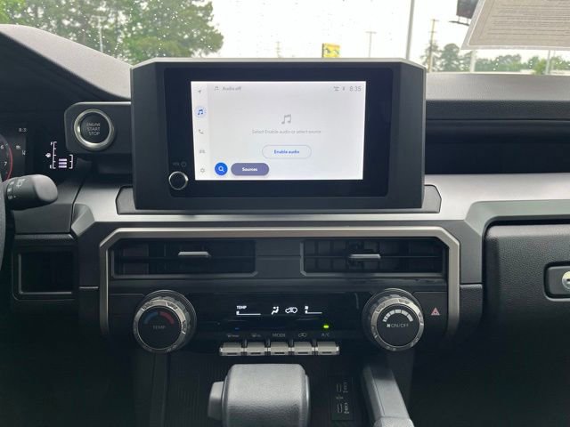 Used 2025 Toyota 4Runner SR5 AWD/4WD image 13