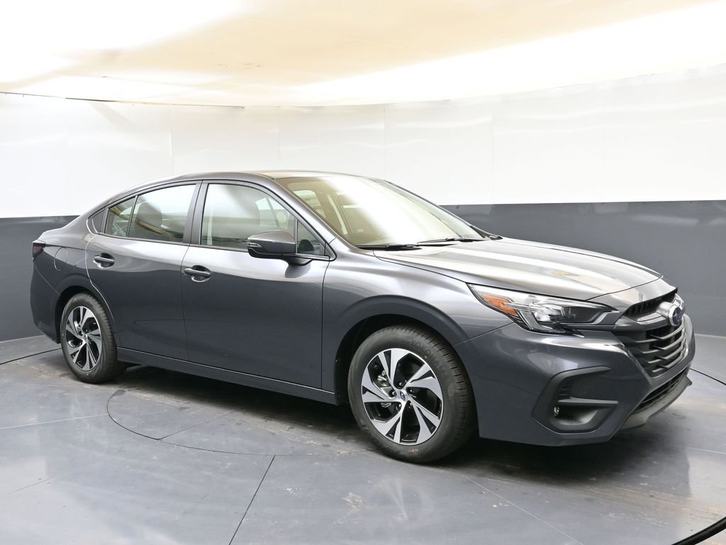 Used 2025 Subaru Legacy Premium AWD/4WD image 7