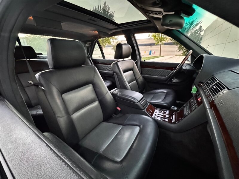 Used 1995 Mercedes-Benz S 600 Sedan image 23