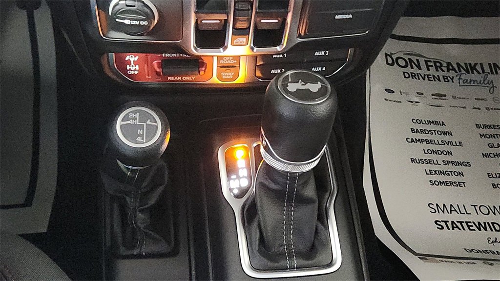 New 2026 Jeep Wrangler Unlimited Rubicon w/ Xtreme 35 Tire Package image 23