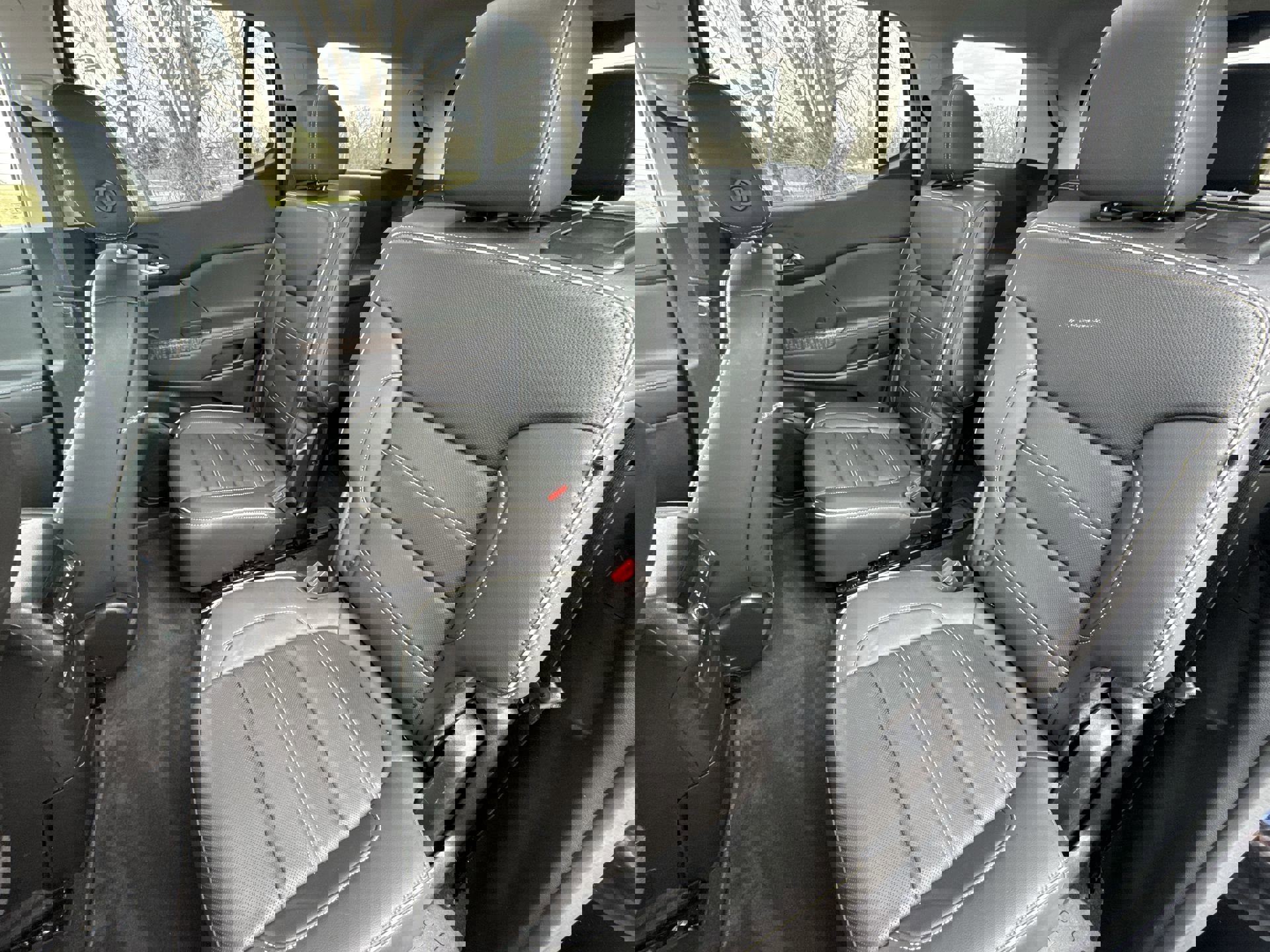 Certified 2023 GMC Acadia Denali w/ Denali Ultimate Package image 23