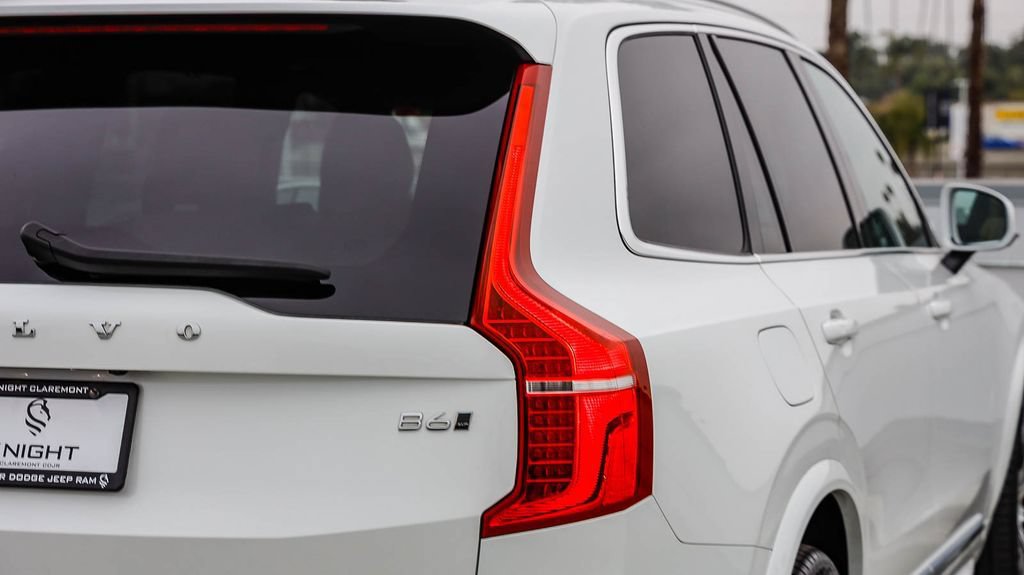 Used 2023 Volvo XC90 B6 Ultimate w/ Protection Package Premier AWD/4WD image 10