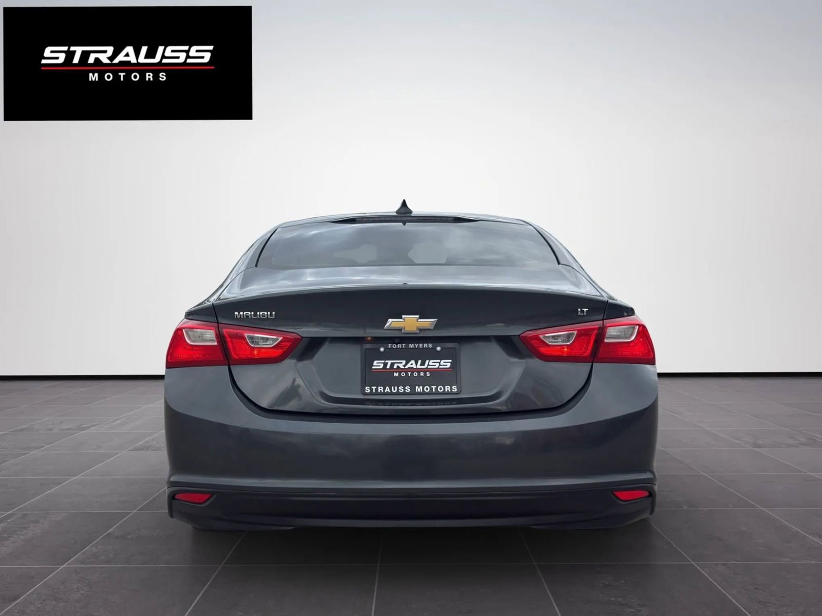 Used 2018 Chevrolet Malibu LT FWD image 9