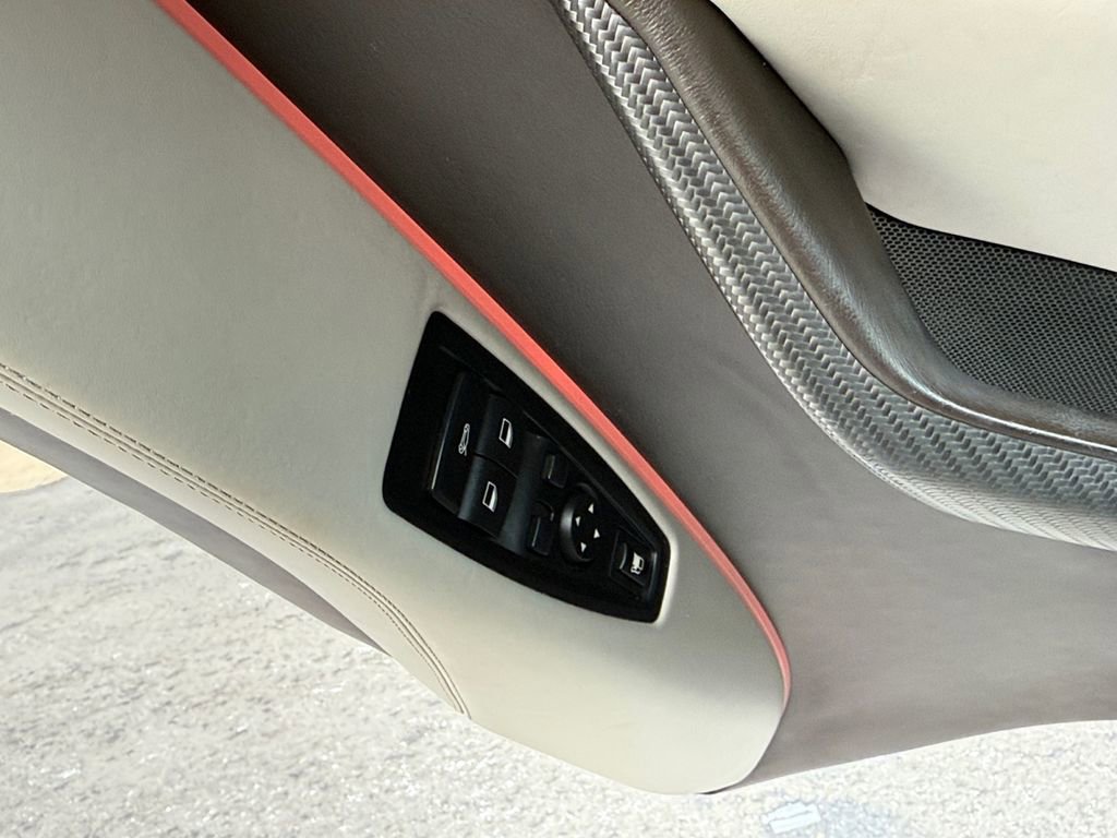 Used 2019 BMW i8 Coupe image 22