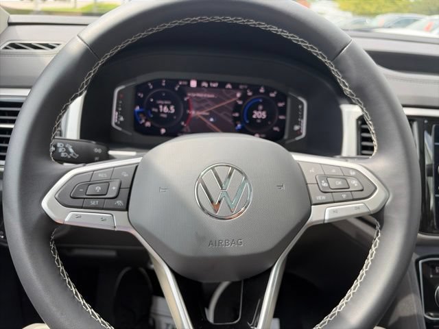 Used 2023 Volkswagen Atlas SEL AWD/4WD image 15