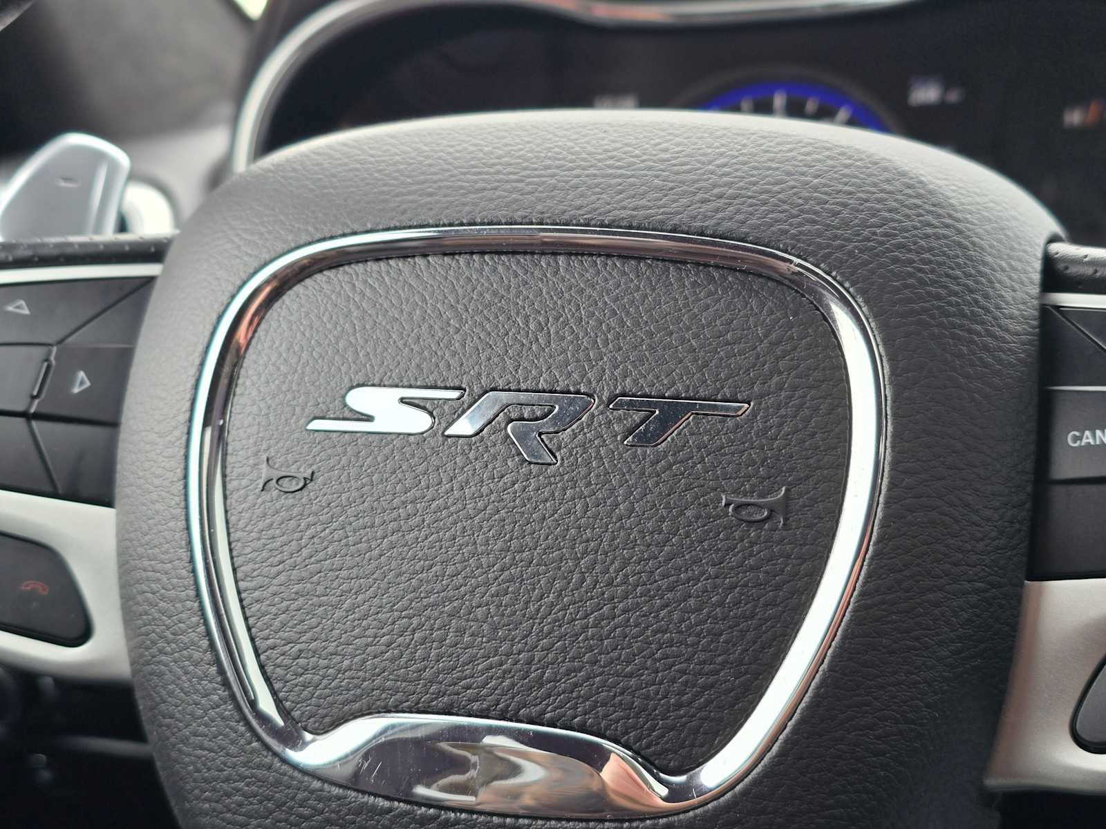 Used 2019 Jeep Grand Cherokee SRT image 30