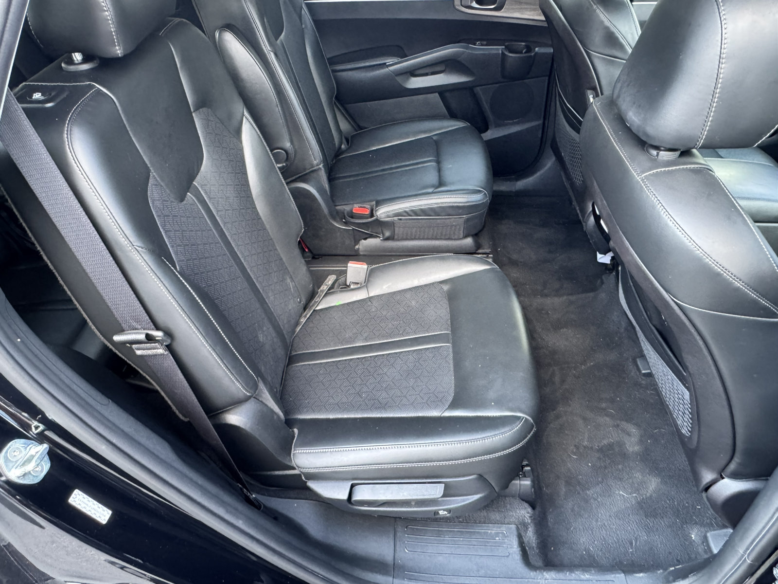 Used 2021 Kia Sorento EX FWD image 17